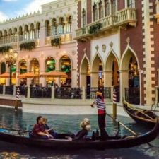 vegas-gondoliers vegas-gondoliers